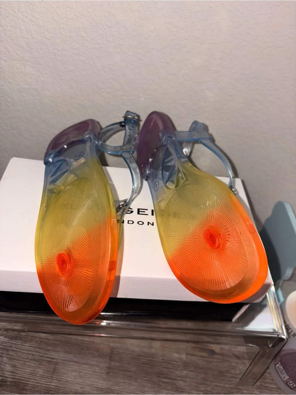 Kurt Geiger vibrant ombre